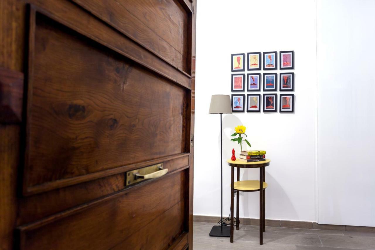 Manuela Apartments Centro Storico Νάπολη Εξωτερικό φωτογραφία