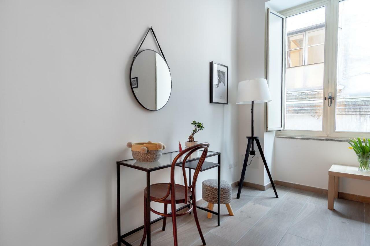 Manuela Apartments Centro Storico Νάπολη Εξωτερικό φωτογραφία
